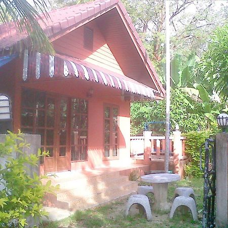 Aree Studio Guesthouse2 邦涛海滩 外观 照片